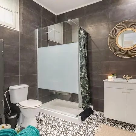 Apartment Graca 3br With Terrace By Host For Us *