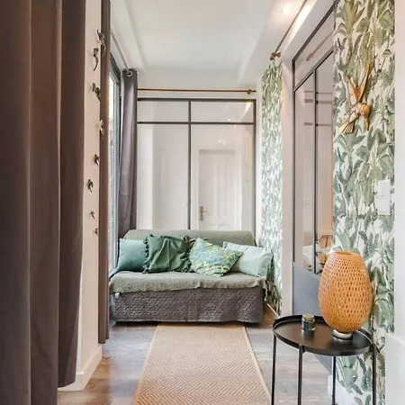Apartment Graca 3br With Terrace By Host For Us