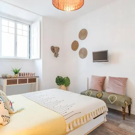 Graca 3br With Terrace By Host For Us *